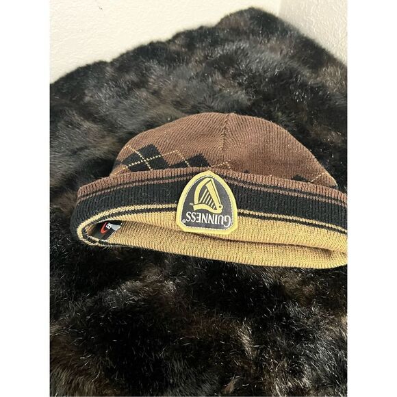 Guinness beer Winter hat Beanie cap  knit brown Argyle Reversible one size - Picture 1 of 3